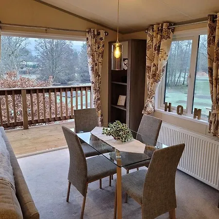 Tulip With Hot Tub * Malton