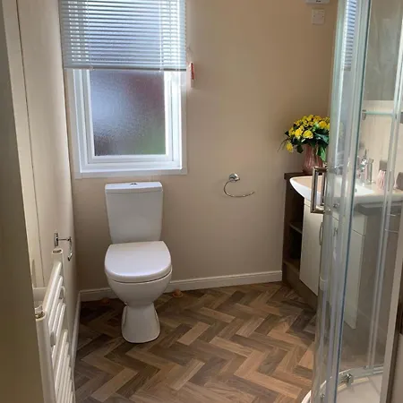 Tulip With Hot Tub Feriehus